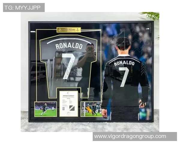 足球明星28号球衣背后的故事与传奇时刻揭秘 足球明星28号球衣背后的故事与传奇时刻揭秘