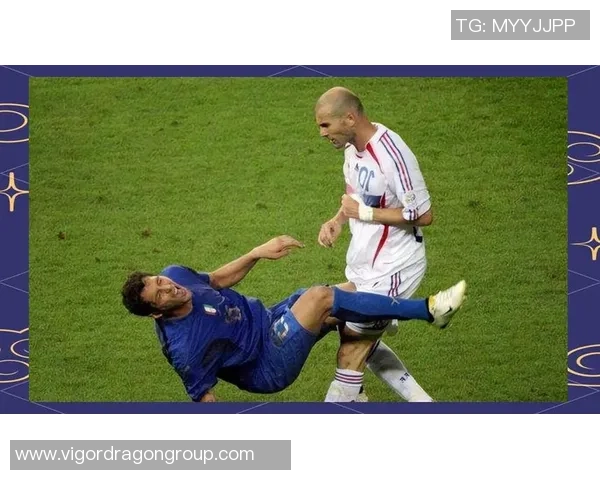 足球明星射门瞬间定格的精彩瞬间与激情时刻的完美结合 足球明星射门瞬间定格的精彩瞬间与激情时刻的完美结合