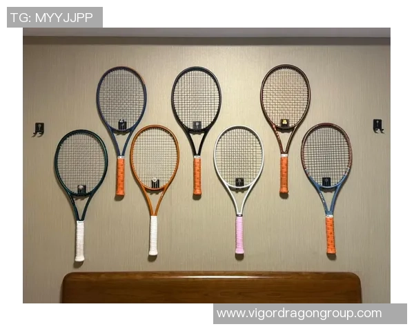 网球装备选购：球衣推荐