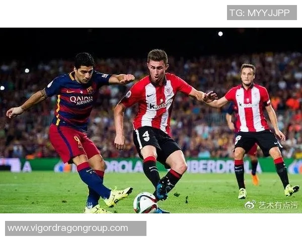 独家分析：重庆篮球队的配合对比