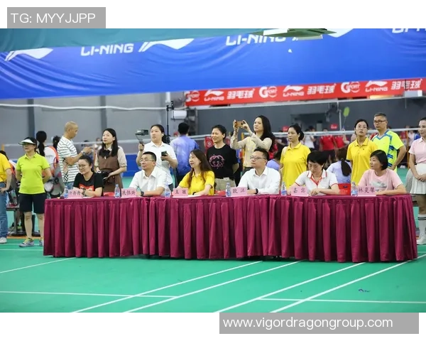 羽毛球焦点:成都羽毛球队的团队协作探讨